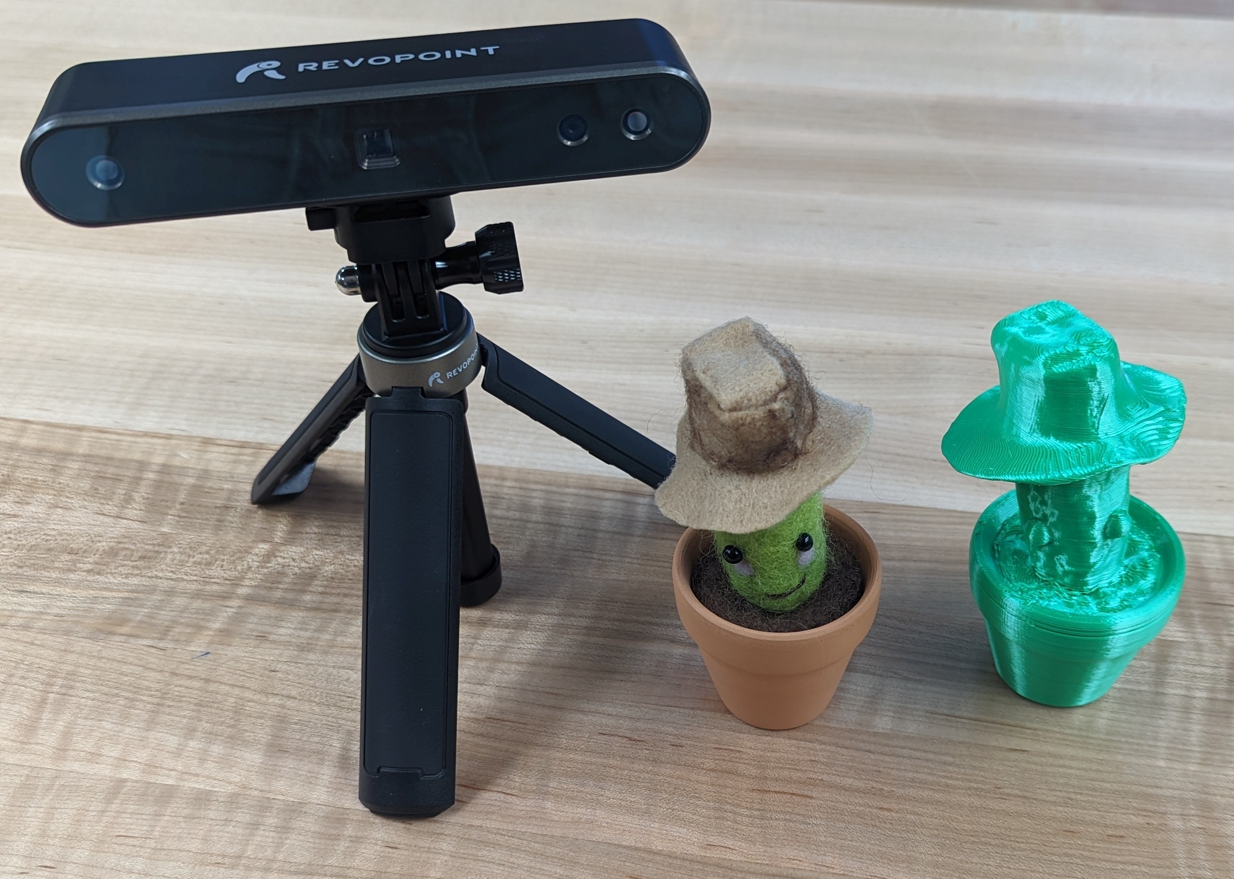 Revopoint POP 2 3D Scanner